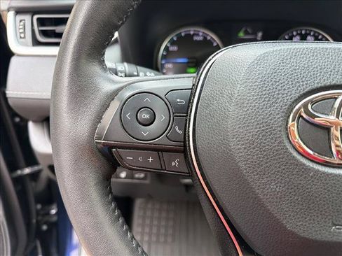 Used 2021 Toyota RAV4 XLE w/ Convenience Package AWD/4WD image 15