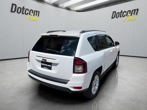 Used 2015 Jeep Compass Latitude AWD/4WD image 12
