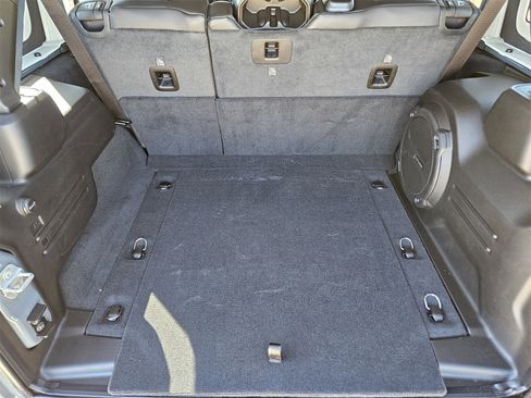 New 2025 Jeep Wrangler Unlimited Rubicon image 33