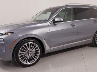 Used 2023 BMW X7 xDrive40i video 1