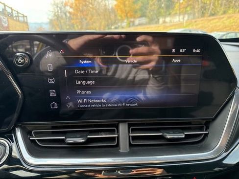 Used 2024 Chevrolet Trax RS w/ Sunroof Package image 26