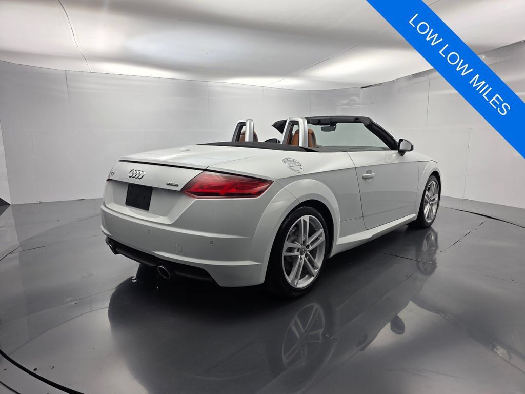 Used 2022 Audi TT 2.0T AWD/4WD image 4