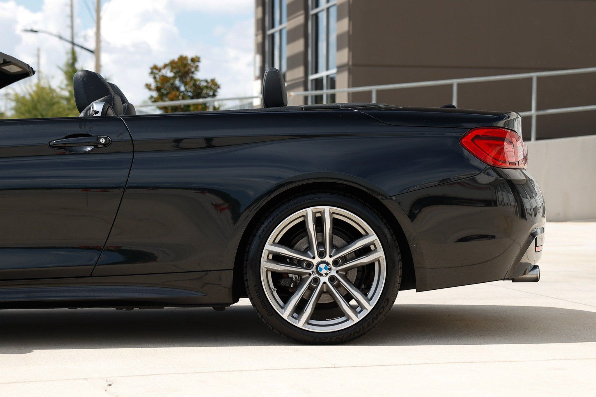 Used 2018 BMW 430i Convertible RWD image 28