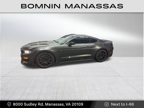 Used 2017 Ford Mustang Shelby GT350 image 1