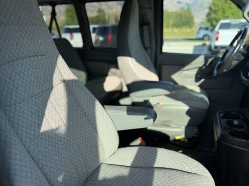 Used 2023 Chevrolet Express 3500 LS image 28