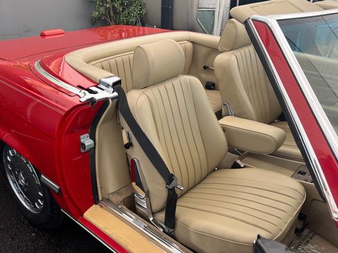 Used 1989 Mercedes-Benz 560 SL image 23