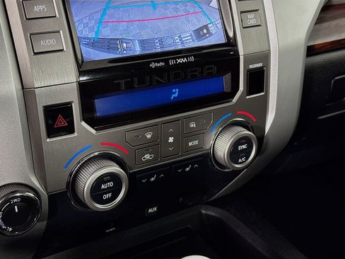 Used 2015 Toyota Tundra Limited w/ Limited Premium Package AWD/4WD image 15
