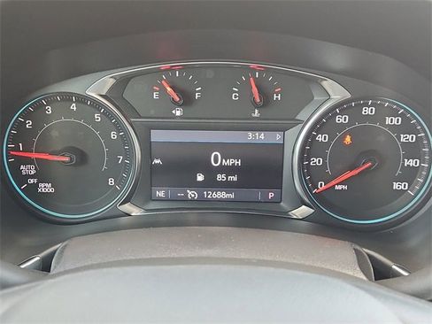 Used 2024 Chevrolet Equinox Premier image 12