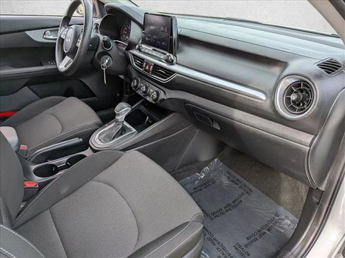 Used 2024 Kia Forte LXS image 19