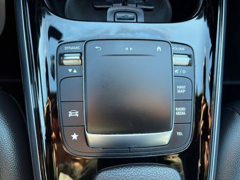 Used 2021 Mercedes-Benz GLA 250 4MATIC image 24