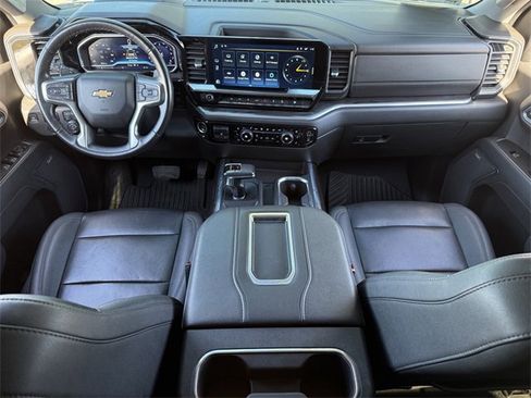 Certified 2022 Chevrolet Silverado 1500 LTZ w/ LTZ Premium Package image 11