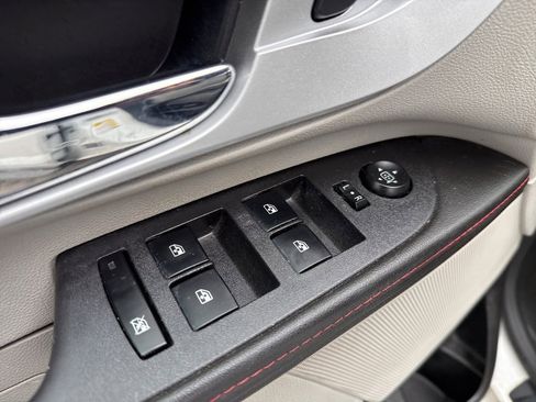 Used 2013 Chevrolet Equinox LT w/ Driver Convenience Package image 13