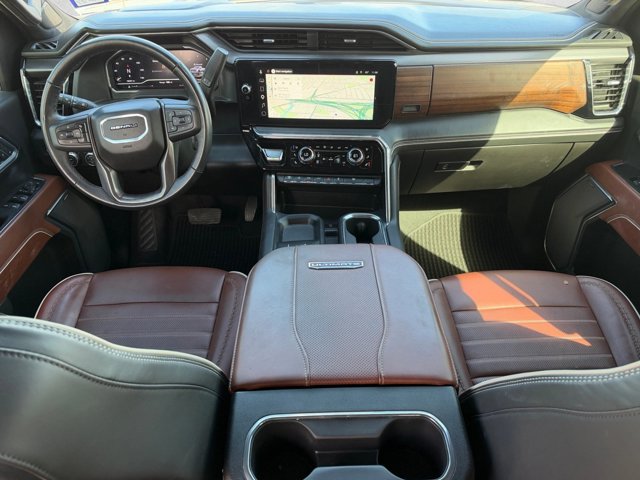 Used 2025 GMC Sierra 3500 Denali Ultimate AWD/4WD image 19