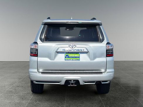 Used 2022 Toyota 4Runner TRD Sport image 6