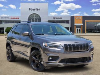 Used 2019 Jeep Cherokee Latitude Plus FWD video 1