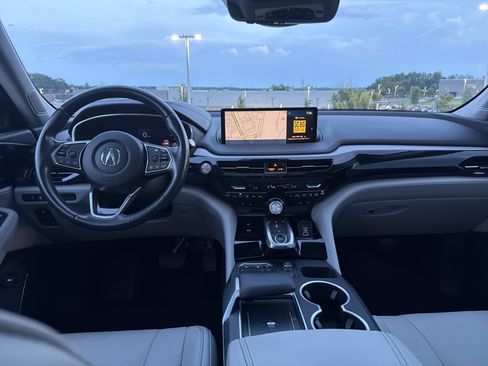 Used 2024 Acura MDX w/ Technology Package FWD image 29