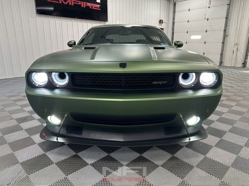 Used 2009 Dodge Challenger SRT8 w/ SRT Option Group II RWD image 49