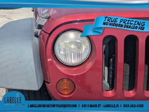 Used 2012 Jeep Wrangler Sport AWD/4WD image 9