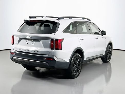 Used 2022 Kia Sorento S w/ Panoramic Sunroof Package AWD/4WD image 5