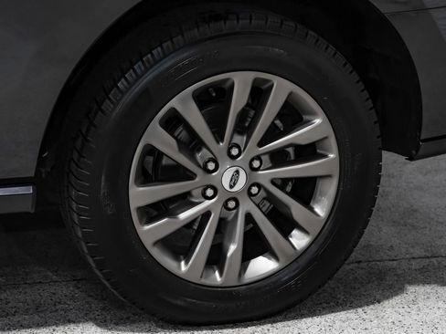 Used 2019 Ford Expedition Limited w/ Cargo Package image 72