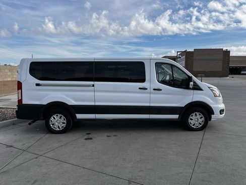 Used 2023 Ford Transit 350 XLT image 3
