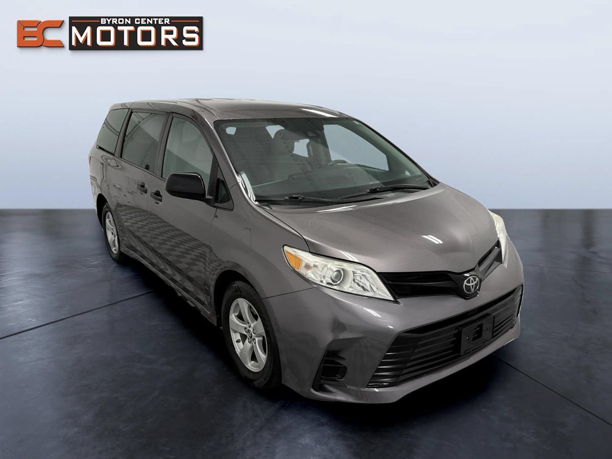 Used 2019 Toyota Sienna L FWD image 7