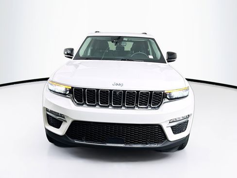 Used 2023 Jeep Grand Cherokee 4WD 4xe w/ Luxury Tech Group II image 2