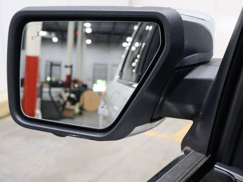 Used 2021 Ford F150 Lariat image 44