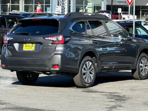 New 2025 Subaru Outback Premium image 4