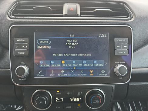 Used 2024 Nissan Leaf S FWD image 23