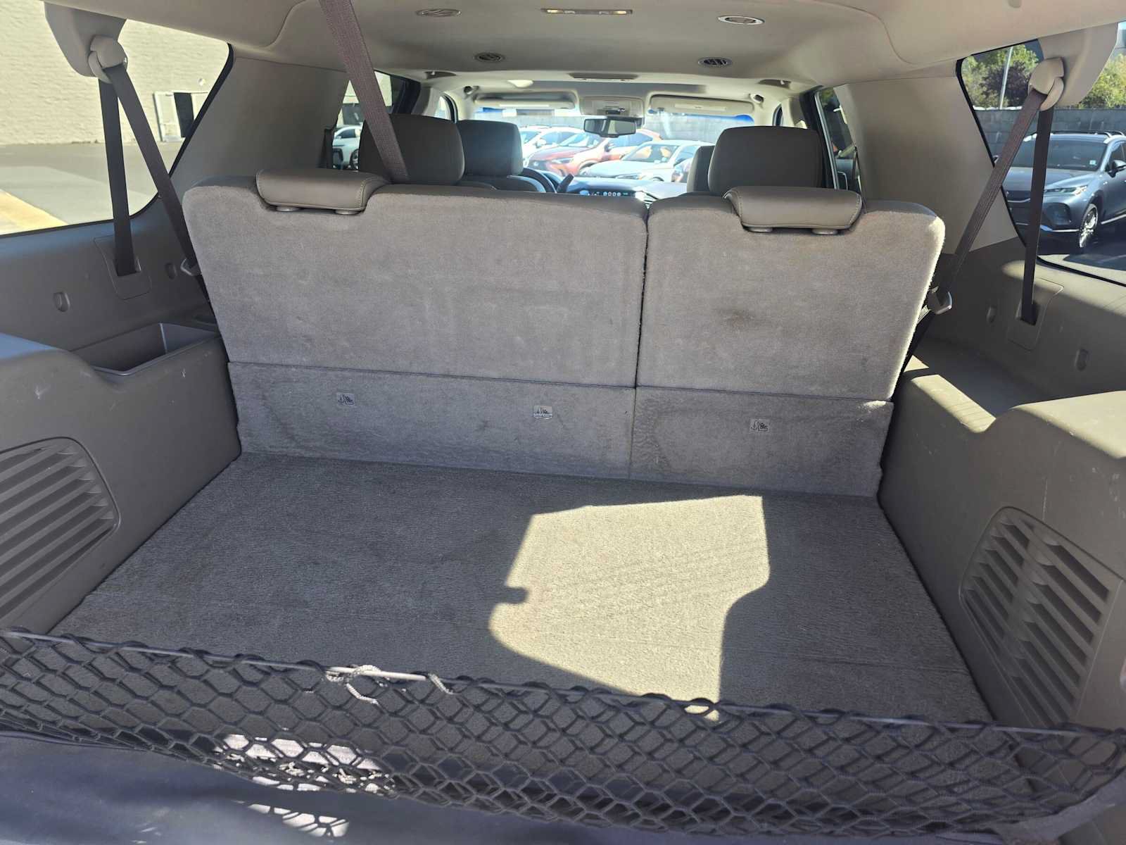 Used 2019 Chevrolet Suburban LT w/ Luxury Package AWD/4WD image 15