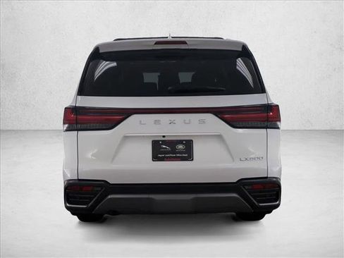 Used 2023 Lexus LX 600 4WD w/ Interior Upgrade Package image 7