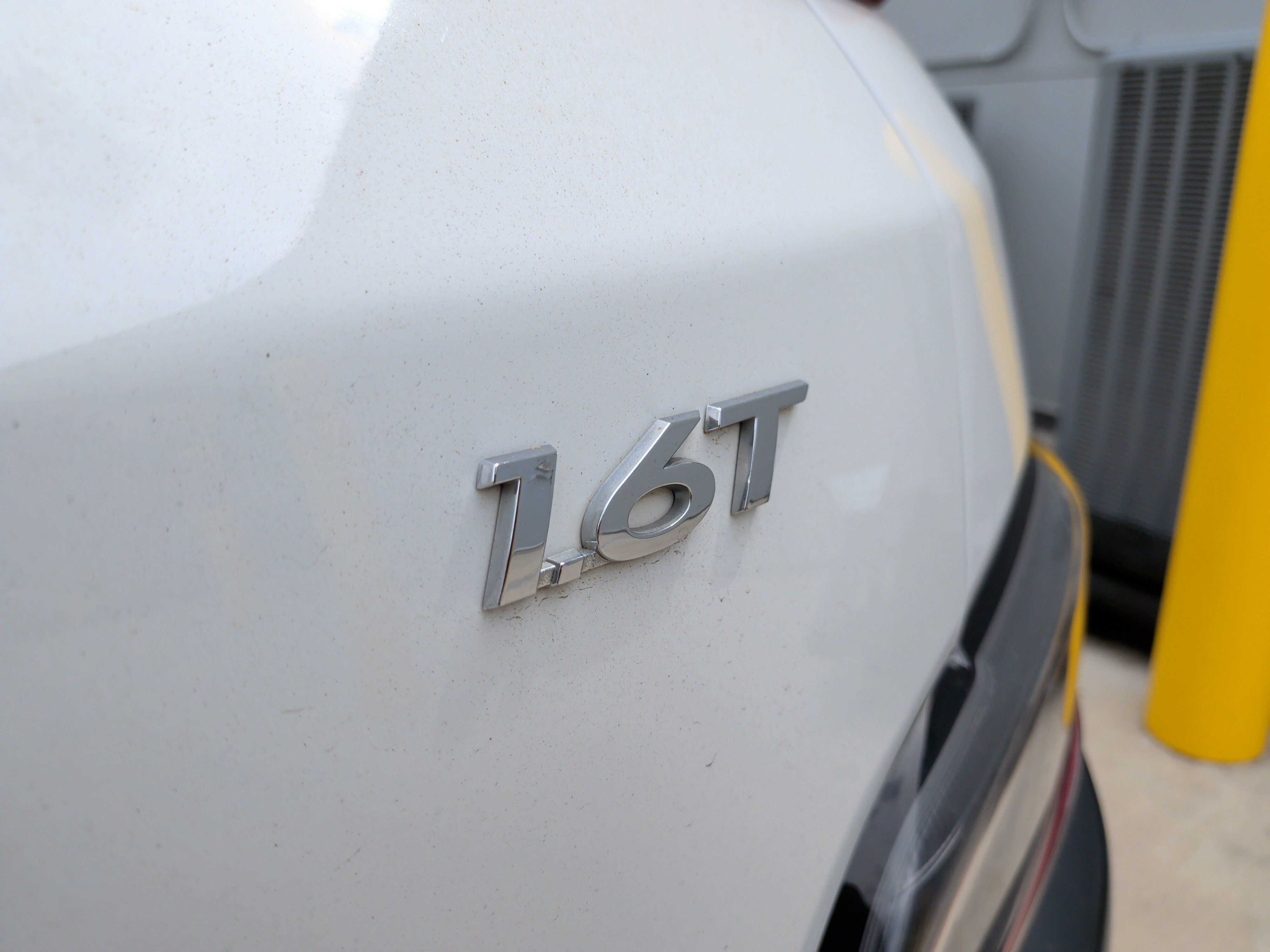Used 2022 Hyundai Kona Limited FWD image 34