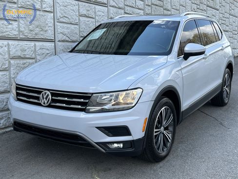 Used 2018 Volkswagen Tiguan SE image 1