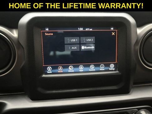 Used 2021 Jeep Gladiator Willys image 26