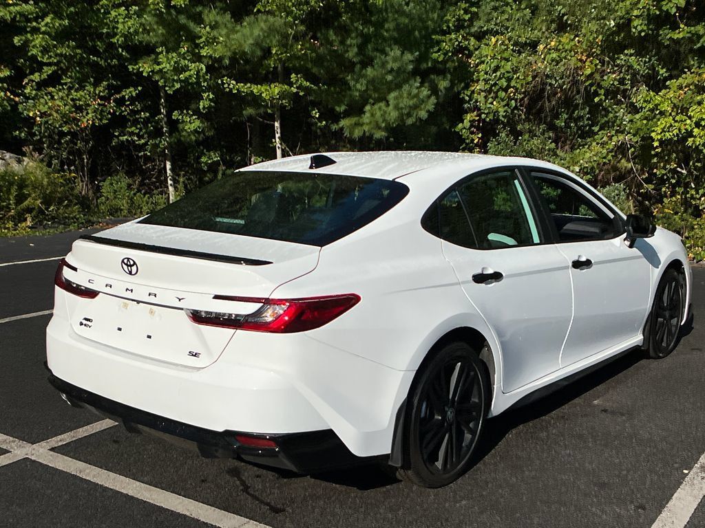 Used 2026 Toyota Camry Hybrid w/ Convenience Package AWD/4WD image 5