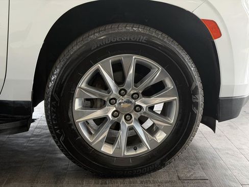Used 2023 Chevrolet Tahoe Premier AWD/4WD image 17