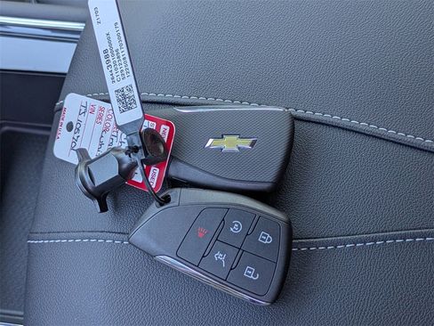 New 2026 Chevrolet Traverse LT w/ Driver Confidence Package image 34