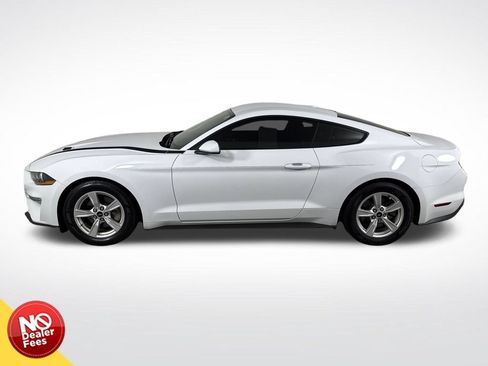 Used 2020 Ford Mustang Coupe RWD image 7