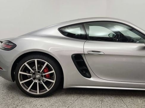 Used 2019 Porsche 718 Cayman S RWD image 14