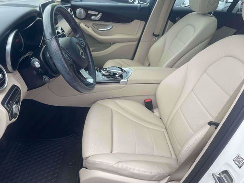 Used 2016 Mercedes-Benz GLC 300 image 12