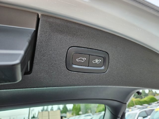 Used 2023 Polestar Polestar 2 w/ Pilot Pack AWD/4WD image 13