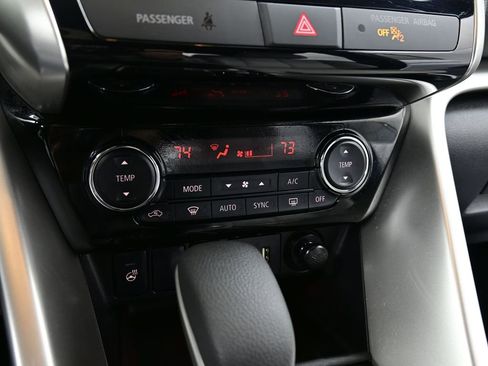 Used 2024 Mitsubishi Eclipse Cross SEL image 10