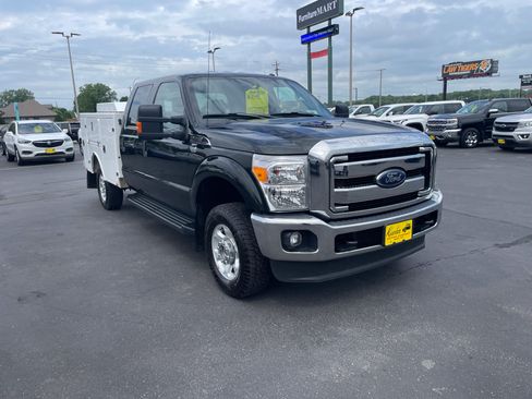 Used 2015 Ford F250 XLT w/ XLT Value Package AWD/4WD image 2