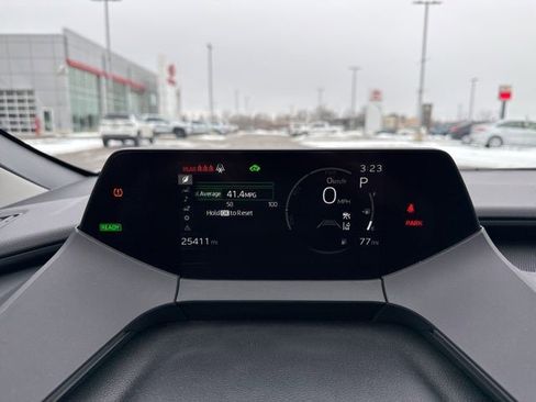 Used 2025 Toyota Prius XLE image 24