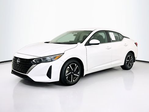 Used 2024 Nissan Sentra SV w/ All-Weather Package image 3