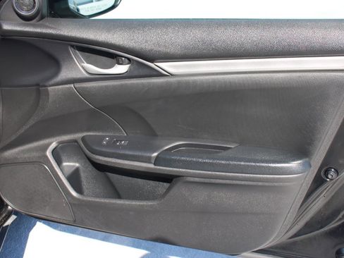 Used 2019 Honda Civic Sport image 17