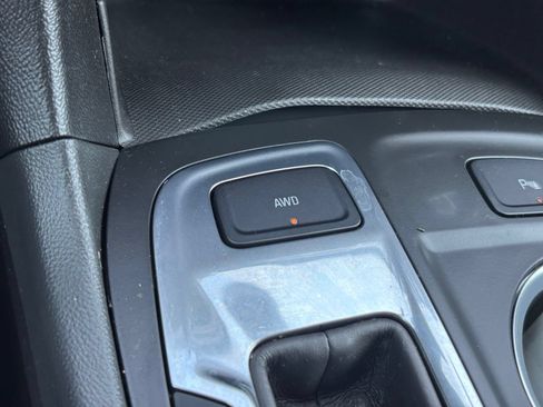 Used 2022 Chevrolet Equinox LT w/ Driver Convenience Package AWD/4WD image 8