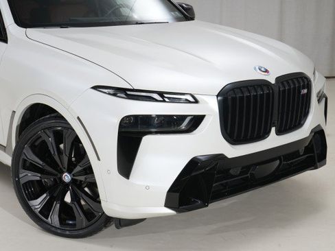 Used 2023 BMW X7 M60i w/ Executive Package image 13