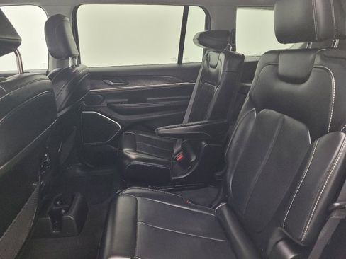 Used 2021 Jeep Grand Cherokee L Limited image 18